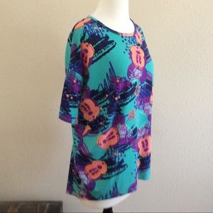 LulaRoe  Irma  Disney Top size XS